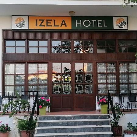 Izela Hotel Кала Нера Екстериор снимка