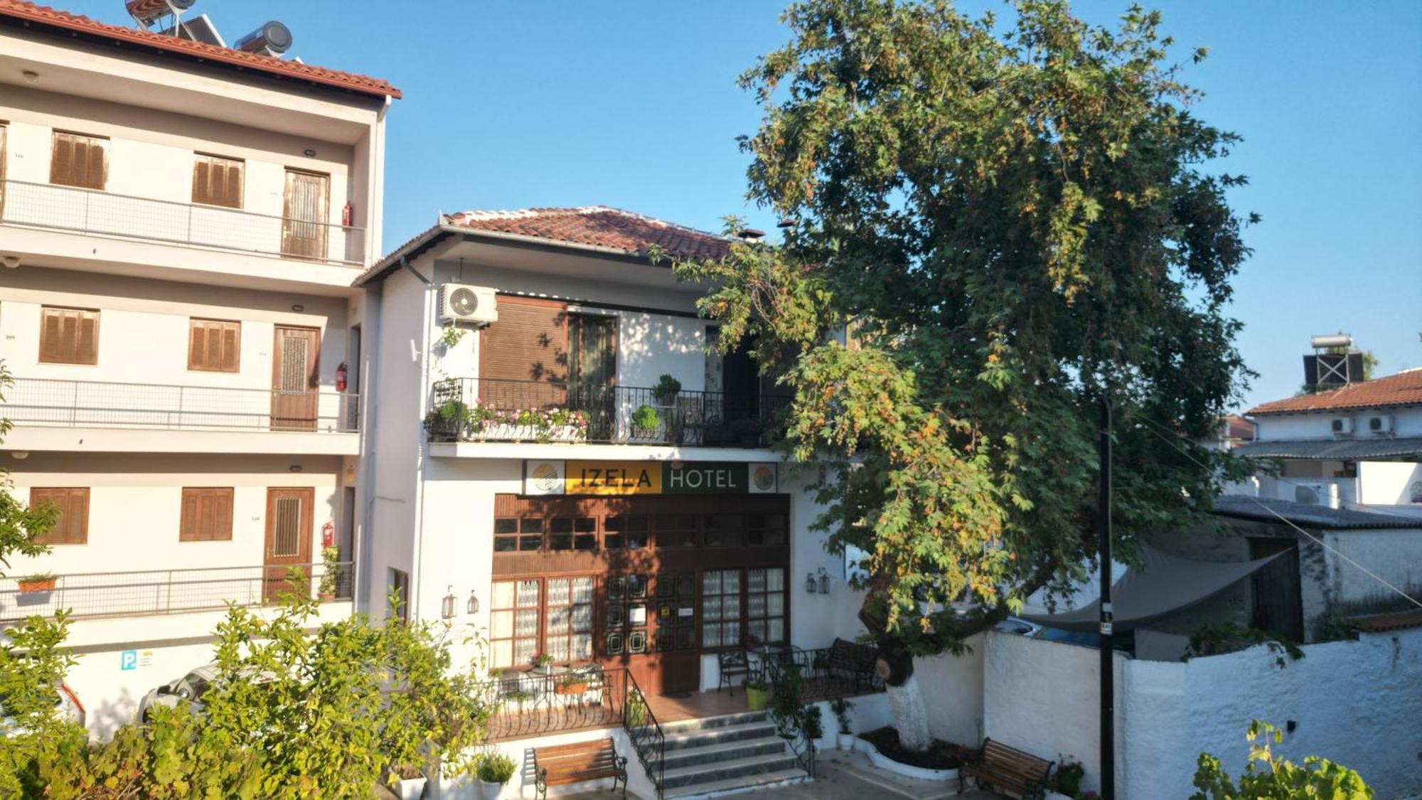 Izela Hotel Кала Нера Екстериор снимка