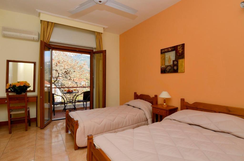 Izela Hotel Кала Нера Екстериор снимка